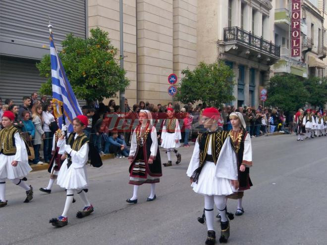 28η Οκτωβρίου: Έτσι τίμησε η Πάτρα την Εθνική Επέτειο (βίντεο)